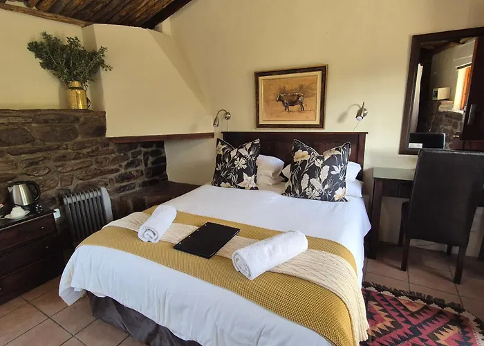 Ganora Guest Farm, Camping And Excursions
