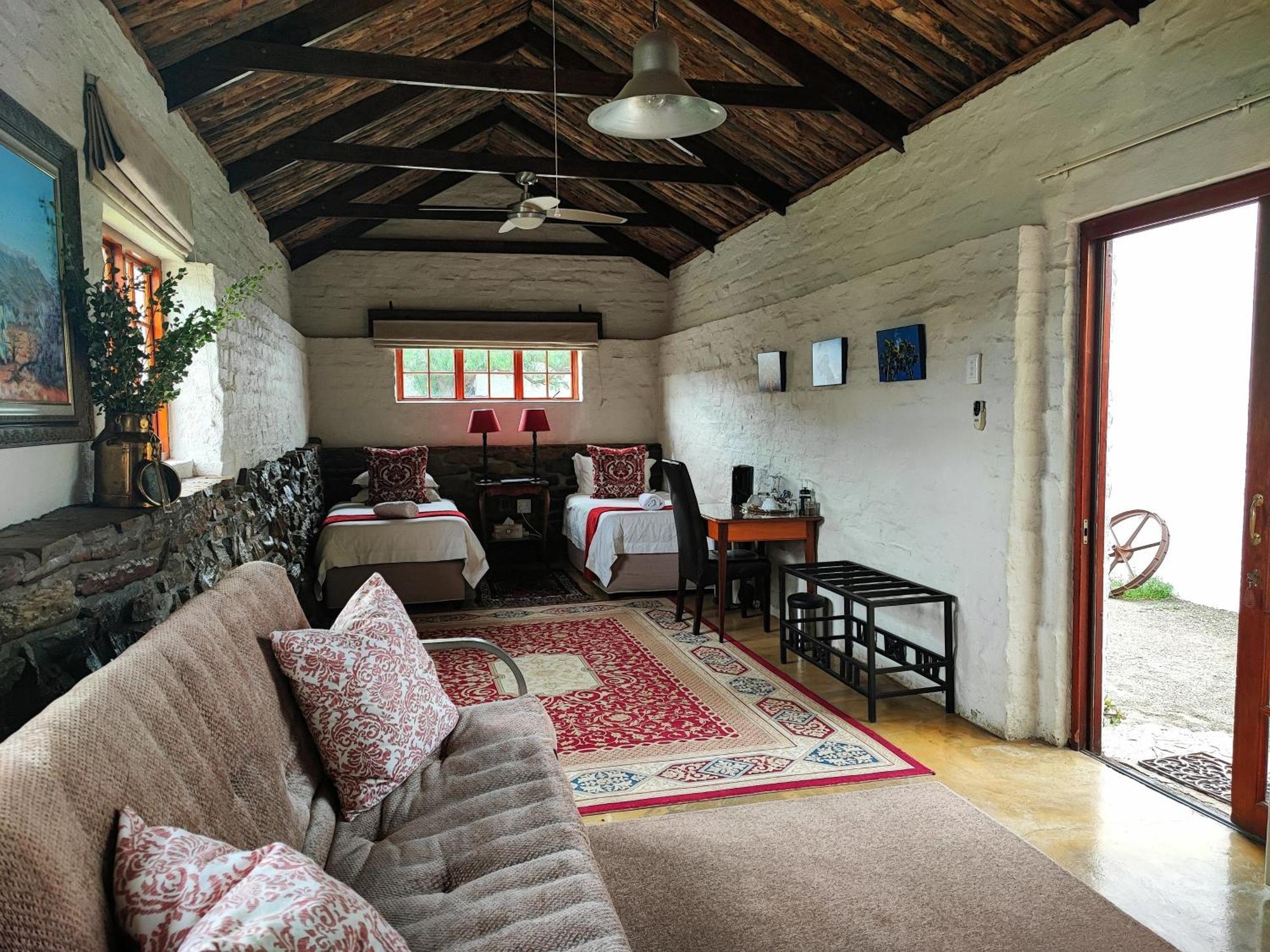 Ganora Guest Farm, And Excursions Farm stay *