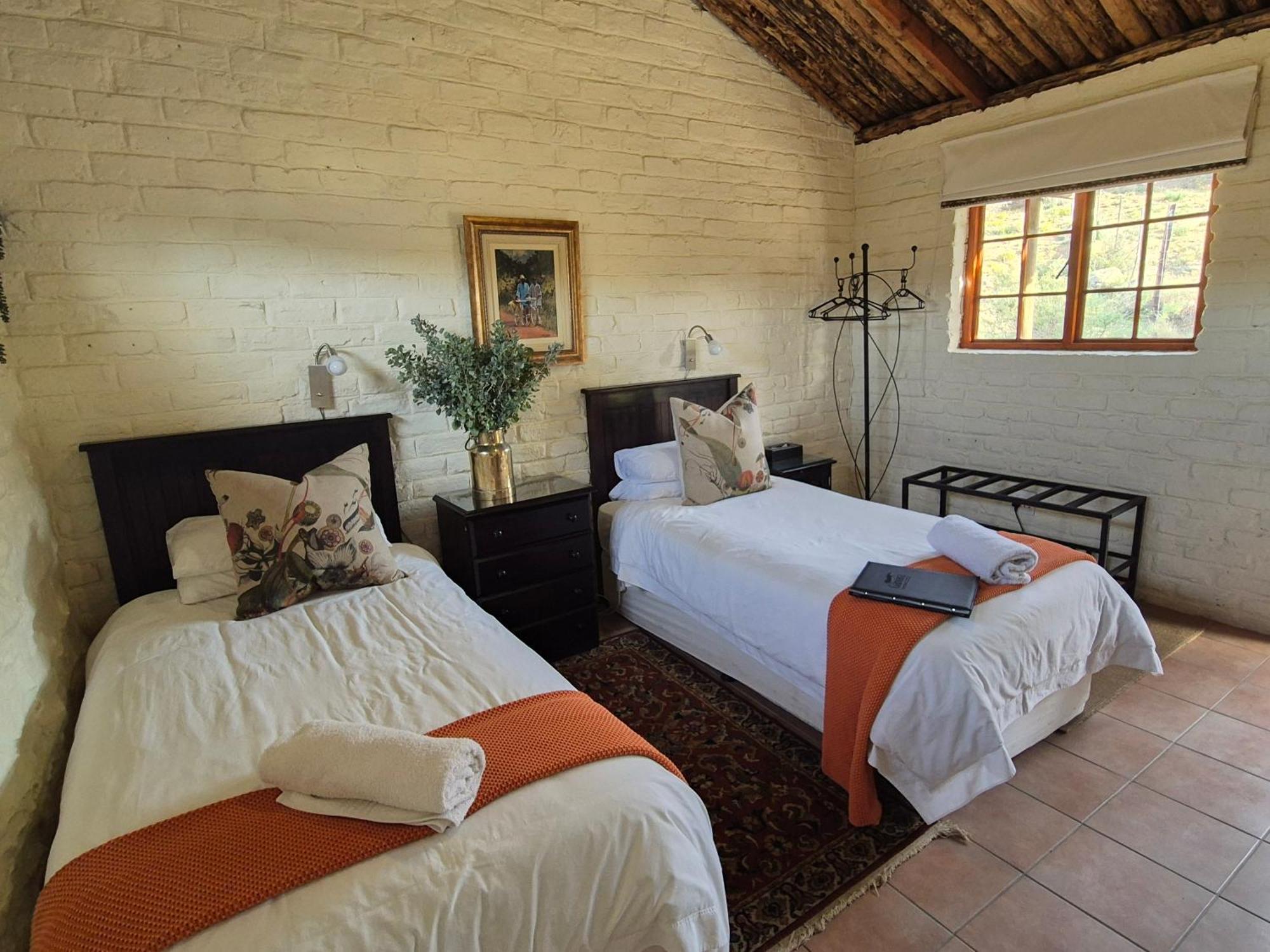 Farm stay Ganora Guest Farm, And Excursions